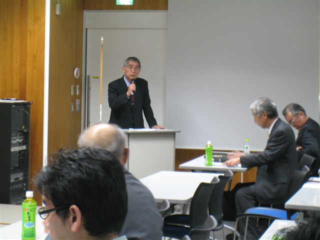 司会：静岡県設備協会中部支部　共同事業推進委員　渡邊政男様